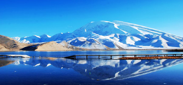 新疆卡拉库里湖、喀什市内双飞2日游